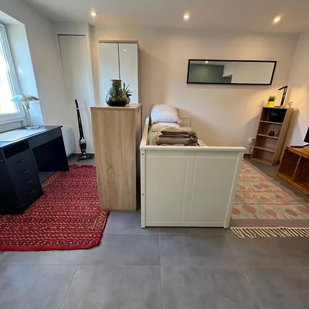 Serenity Entree Privee Au Calme Avec Jardin Apartment Bertrange